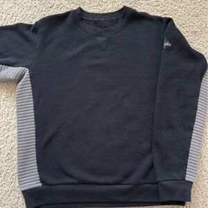 ALO Yoga Men's Crewneck Sweater in Black and Gray